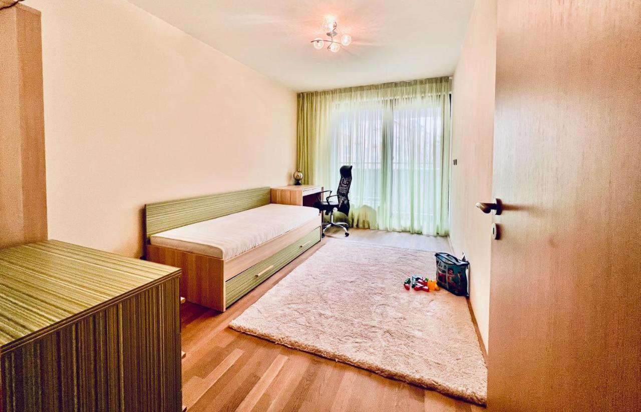 Luxury Apartment In Prague And Free Parking Εξωτερικό φωτογραφία
